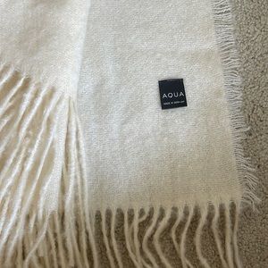 Aqua Brand - Acrylic Fiber Scarf